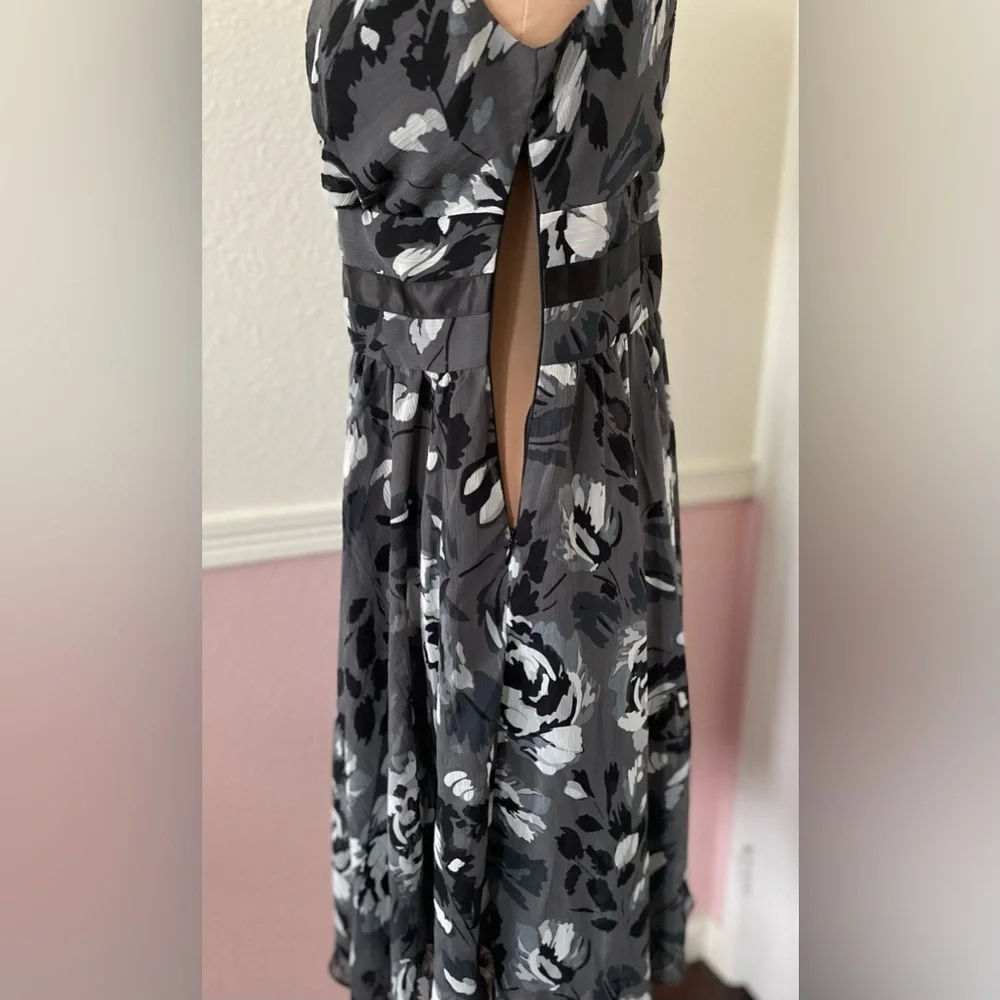 Studio I Petite dress size 12P - Picture 6 of 10